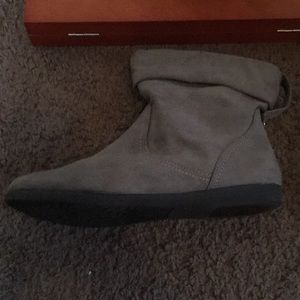 Cool little bootys gray size 9